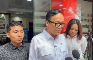 Ott Wamenaker, KPK Sello de la Dirección General de Binwasnaker K3 Kemenaker
