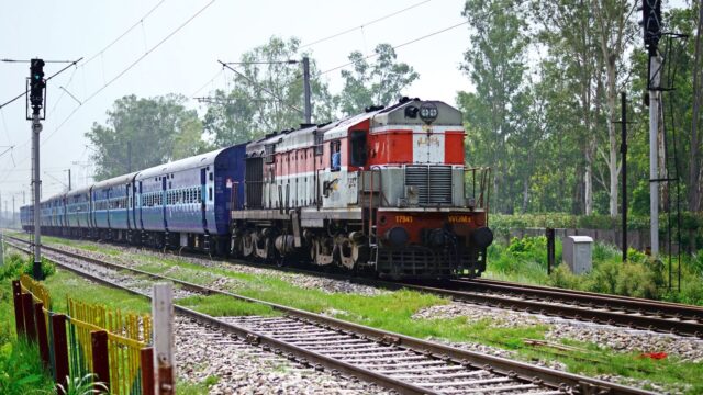 2-0-880290838-railways-0_1679646256127_1755794187375.JPG