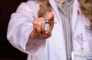 A pesar del cambio federal, los funcionarios estatales de salud fomentan las vacunas covid para las mujeres embarazadas: el Denver Post