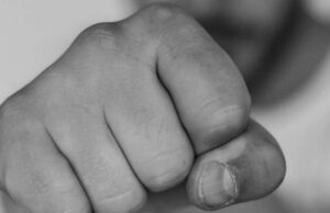 El famoso Ustaz de Bandung fue reportado al caso de la policía de la violencia doméstica de su hijo.