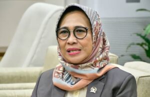 El DPR solicitó una declaración del canciller de UGM para ser la referencia principal para la polémica del diploma de Jokowi