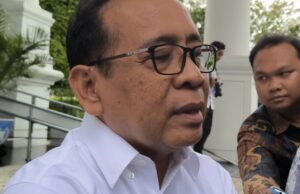 Cuando se le preguntó acerca de los niños de Sukabumi murió debido a los gusanos intestinales, el ministro coordinador de PMK hablando: tenía sueño