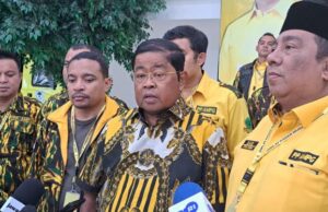 La bandera de la bandera de una pieza, Golkar pidió que no encontrara el Día de la Independencia con símbolos extranjeros