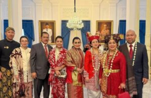 Puan Maharani mostró una foto con la familia Cendana en el 80 aniversario