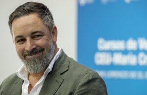 Vox, líder en un voto juvenil, está ganando a toda velocidad expertos entre los desempleados y los trabajadores
