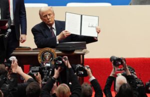 A los estados se les dijo que eliminaran la ‘ideología de género’ de la educación sexual o la financiación del riesgo