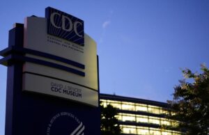 Con CDC en el caos, los científicos y los médicos buscan reemplazar el trabajo perdido de la agencia