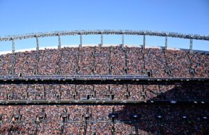 Condado de Douglas, Lone Tree Court Denver Broncos