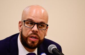 El superintendente de DPS dice que los baños de género no violan el Título IX