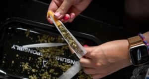 Denver multa al negocio de cannabis Tetra Lounge con $10,000 por actividad ilegal