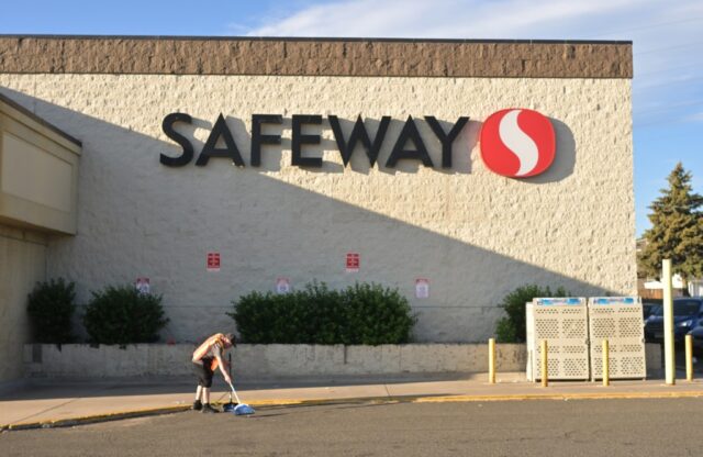 TDP-L-Safeway-RJS-19787.jpg