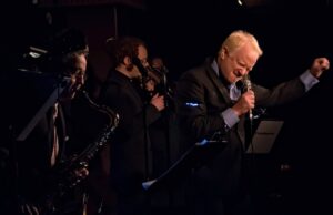 La estrella de ‘Happy Days’, residente de Colorado, Donny Most Sings Jazz