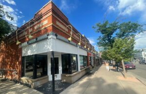 Nueva apertura de la tienda de discos de Wax Trax en West Highland de Denver