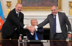 Los armenios y los azerbaiyanos saludan a un acuerdo de paz negociado con esperanza pero también precaución-The Denver Post