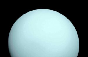 El telescopio Webb de la NASA encuentra una nueva luna pequeña alrededor de Urano