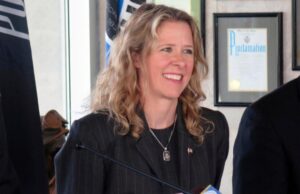 Una justicia conservadora de la Corte Suprema de Wisconsin no volverá a funcionar, creando un asiento abierto
