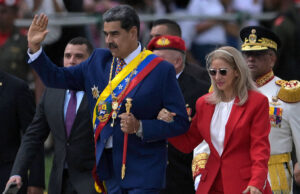 El representante del Partido Republicano dice que la esposa de Nicolas Maduro podría entregarlo porque ‘tiene la intención de gobernar Venezuela’