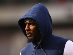 La leyenda de los Cowboys llega a la defensa de los Eagles después del comercio reciente