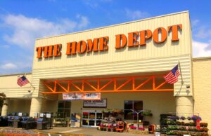 Hombre golpeado y asesinado por vehículo mientras corre de Ice Raid en Los Ángeles Home Depot: ‘La Migra, Corre’