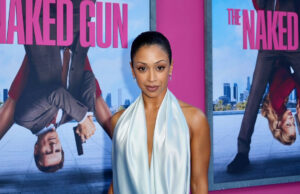 Liza Koshy se descompone mientras habla a Liam Neeson, ‘The Naked Gun’, Latina Culture, y por qué se siente visto