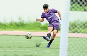 Torneo de fútbol entre escuelas de MSSA: Arnav Detrones se pone con huelgas gemelas