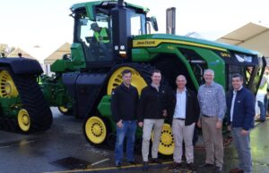 El poderoso tractor 9RX 830 de John Deere se lanza en WA | Granja semanalmente