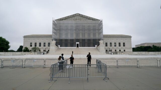 scotus_062725gn02_w.jpg