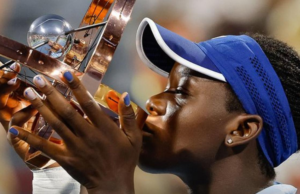 Victoria Mboko derrota a Naomi Osaka para asegurar el título abierto del Banco Nacional