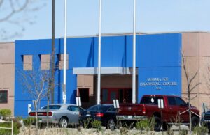 Ice bloquea las audiencias de fianza para inmigrantes en Colorado, alega demanda