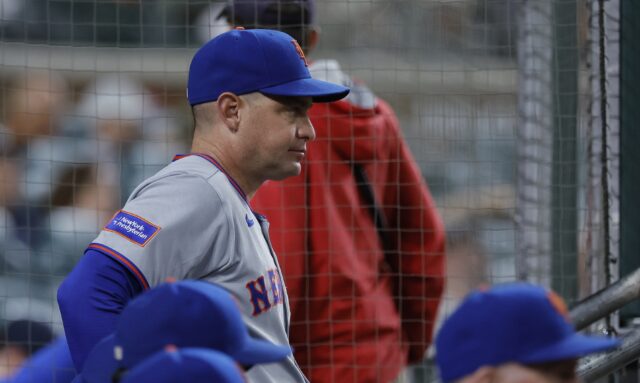 1758120265_new-york-mets-manager-carlos-mendoza.jpg