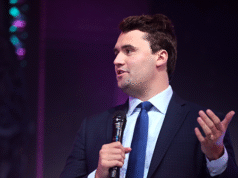 El último libro de Charlie Kirk, ‘Stop in the Name of God’, vincula la espiritualidad y el biohacking para optimizar la vida