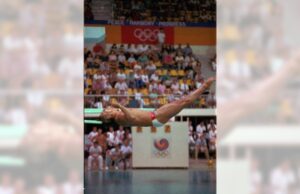 19 de septiembre, Greg Louganis llega a la cabeza de buceo