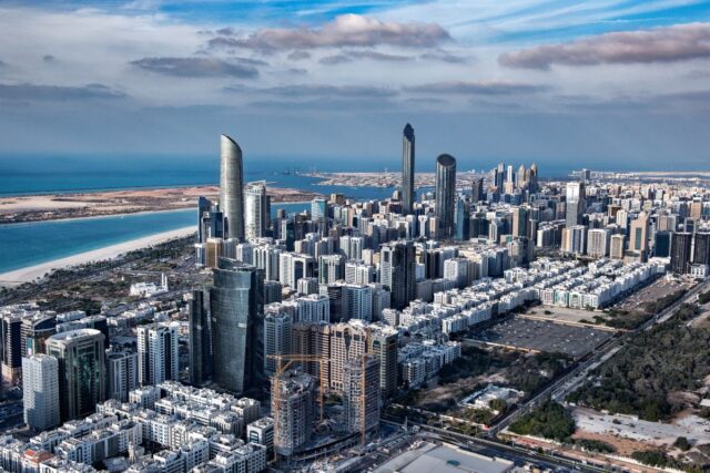 Abu-Dhabi-real-estate-1.jpg