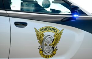 Northishusing I-25 cerró cerca de Mead después de arrestar a la policía al conductor de camino mal