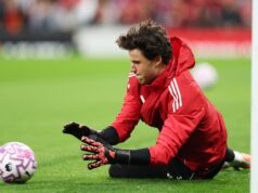 Paul Parker se hace eco exactamente de lo que los fanáticos del Manchester United piensan sobre Senne Lammens, con importantes consejos