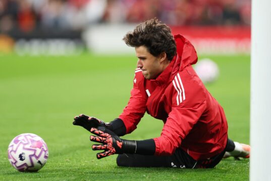 Paul Parker se hace eco exactamente de lo que los fanáticos del Manchester United piensan sobre Senne Lammens, con importantes consejos