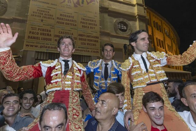 Gran-faena-de-Borja-Jimenez-a-hombros-con-Manzanares-y-Juan-Ortega-en-Murcia.jpeg