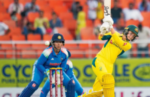 Litchfield, Mooney ayudan a Australia a asegurar la victoria por 8 wickets