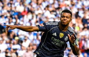 Real Madrid derrota a la Royal Society jugando con 10 y consolida su liderazgo en Laliga