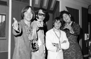 El coguionista de ‘Last Train to Clarksville’ y otros éxitos para los Monkees fueron 86
