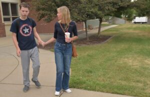 Familias de Colorado que cuidan a adultos discapacitados para ver menos pago de Medicaid