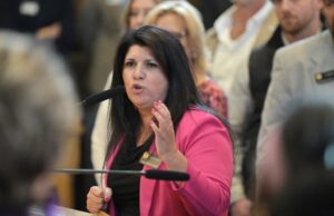 Los republicanos de la Cámara de Representantes de Colorado eligen Jarvis Caldwell nuevo líder minoritario