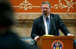 Kevin Grantham, ex presidente del Senado de Colorado, se postulará para el Tesorero