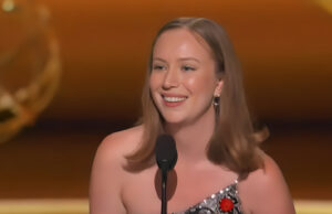 El 2025 de la estrella de ‘Hacks’ Hannah Einbinder ataca el hielo en el discurso de la ganancia del Emmy