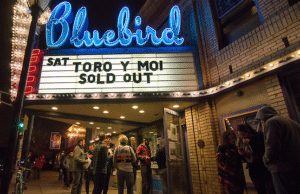 Dónde comer cerca de estos lugares de música de Colorado
