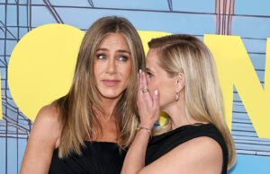 Jennifer Aniston y Reese Witherspoon + derrame de elenco en ‘The Morning Show’: Deepfakes, Corruption, Friendship Drama y Jeremy Irons como papá