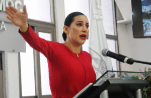La ex alcaldesa del condado de la Ciudad de México, Sandra Cuevas, nombrada en la lista que vincula a los políticos con el crimen organizado
