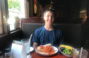 Tyler Robinson Fotos de la infancia con Guns Spark Debate después de Charlie Kirk Shooting