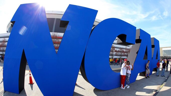 No hay votación después de que la NCAA insta a realizar más estudios sobre los cambios de elegibilidad por edad en los deportes universitarios