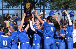 Broomfield gana el primer título de softbol y explota en el quinto para vencer a Legend